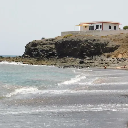 El Roquito Ocean View Ferienhaus *